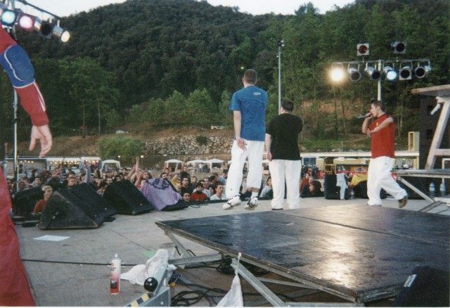 CATALUNYA JERC JAIALDIA 2001 3.jpg